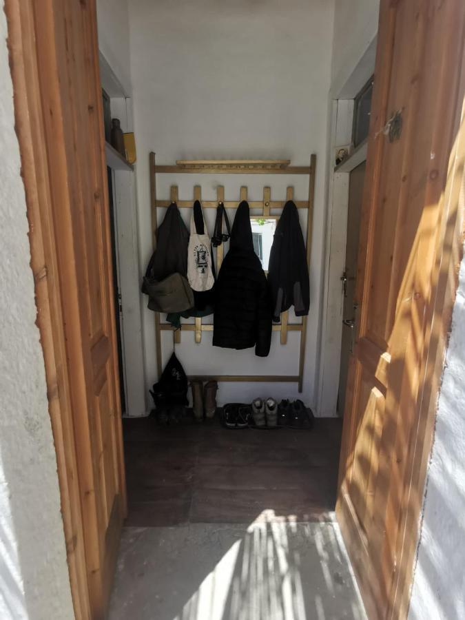 Shotgun Hostel & Guesthouse Vuno Exterior foto